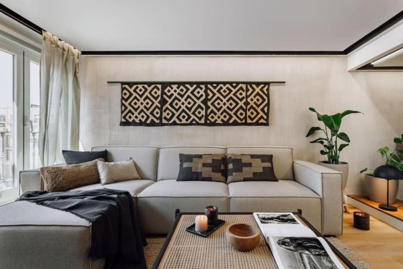 Lega - 2 Bedroom In Passeig De Gracia Apartment Barcelona